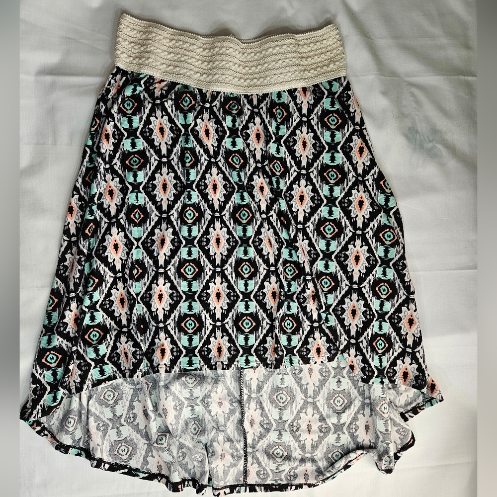 No Boundaries high low skirt